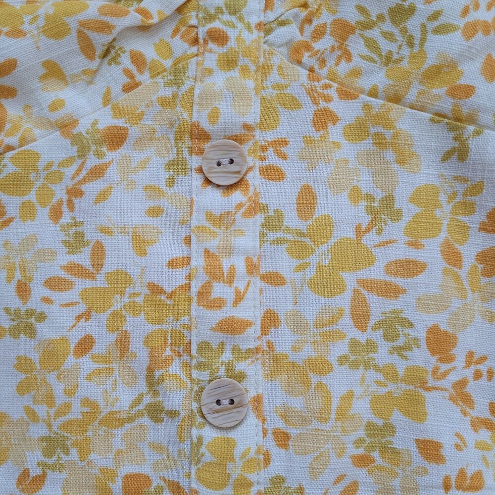 Monteau Yellow Floral Button Front Cropped Tank Top Size Medium Coquette - Picture 8 of 10